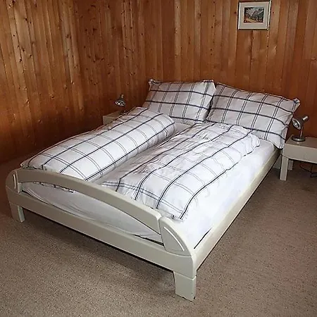 Apartment Schonried Sleeps 8 Wifi