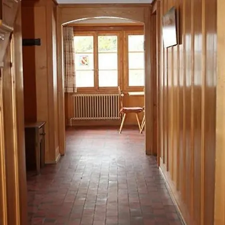 Schonried Sleeps 8 Wifi Apartment